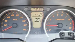Suzuki Burgman AN 400 (2006 - 07)  (3)