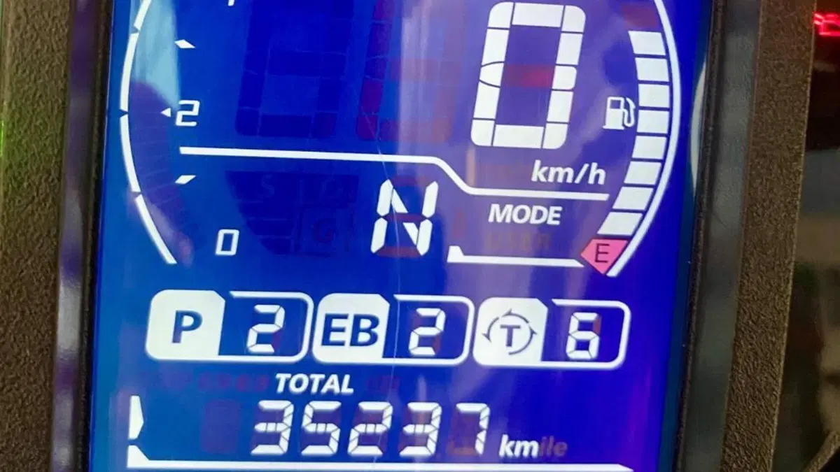 Honda Africa Twin CRF 1000L DCT (2018 - 19)  (8)