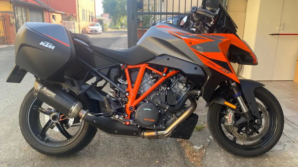 KTM 1290 Super Duke GT (2022 - 25)  (9)