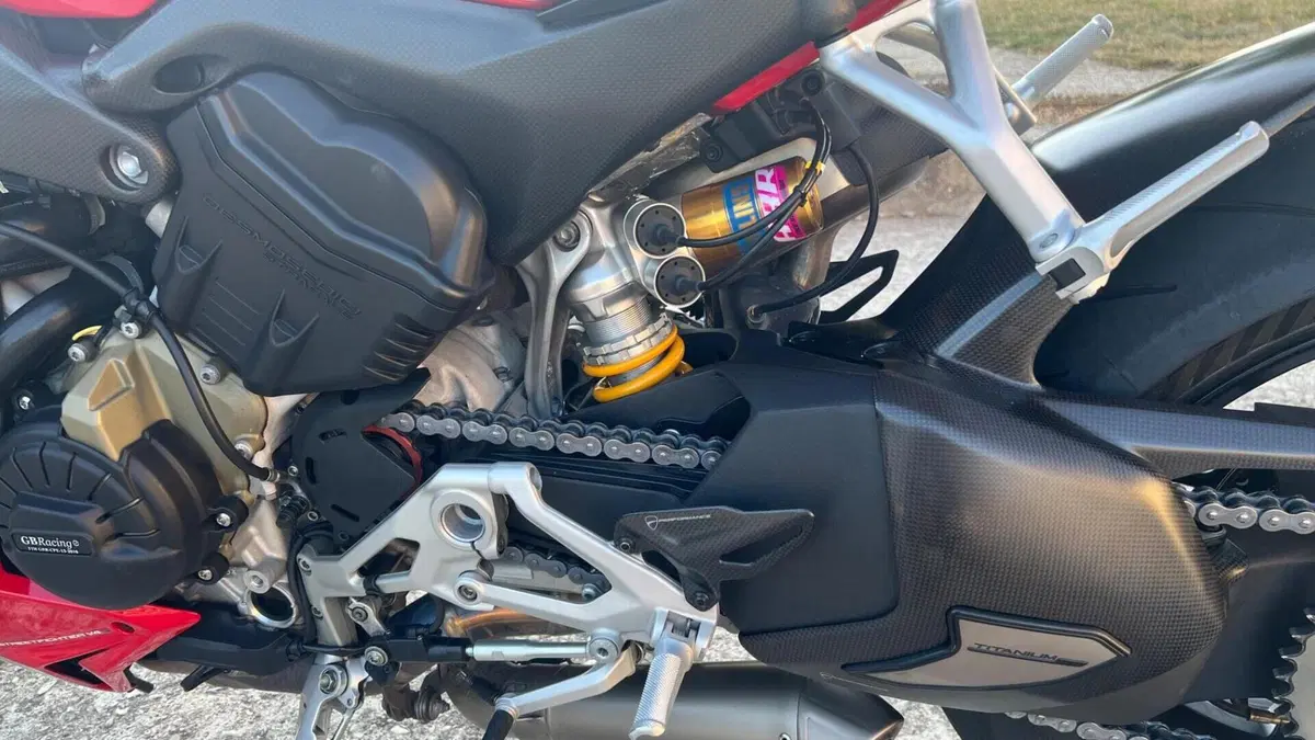 Ducati Streetfighter V4 1100 S (2020)  (9)