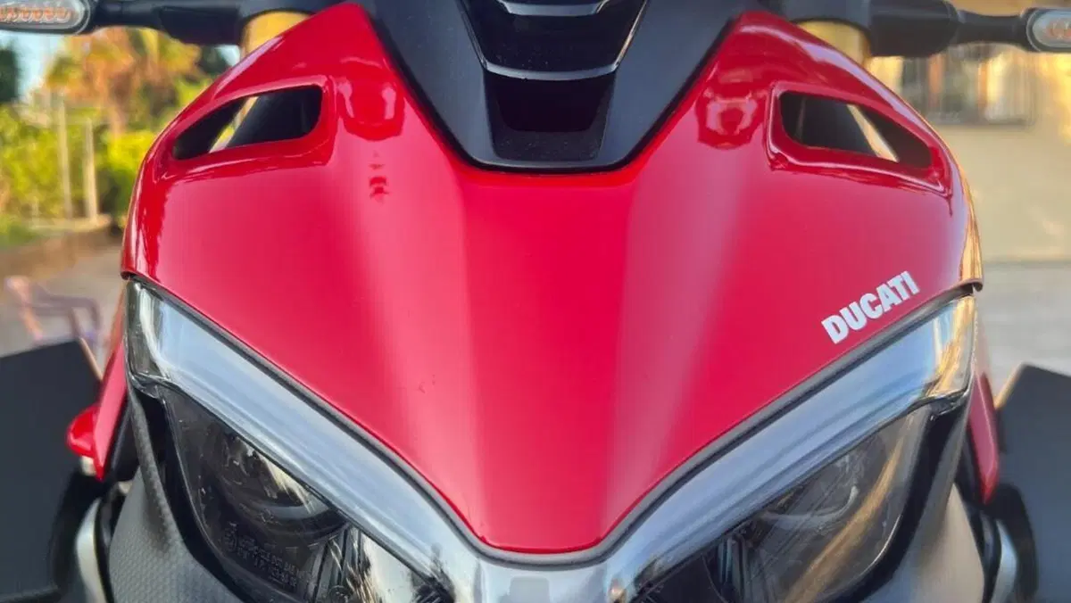 Ducati Streetfighter V4 1100 S (2020)  (12)