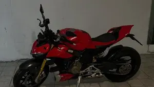 Ducati Streetfighter V4 1100 S (2020)  (18)