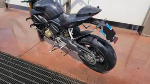 Ducati Streetfighter V4 1100 S (2021 - 22)  (6)