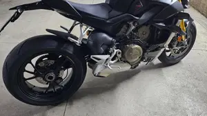 Ducati Streetfighter V4 1100 S (2021 - 22)  (13)