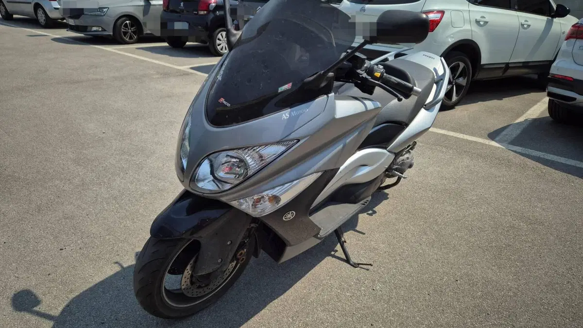 Yamaha T-Max 500 White Max (2010 - 11)  (5)