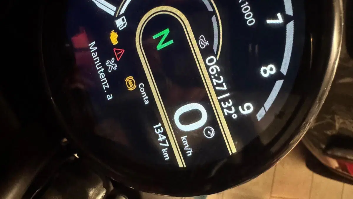 Royal Enfield Guerrilla 450 (2024 - 26)  (11)