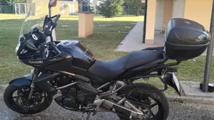 Kawasaki Versys 650 (2010 - 13)  (2)