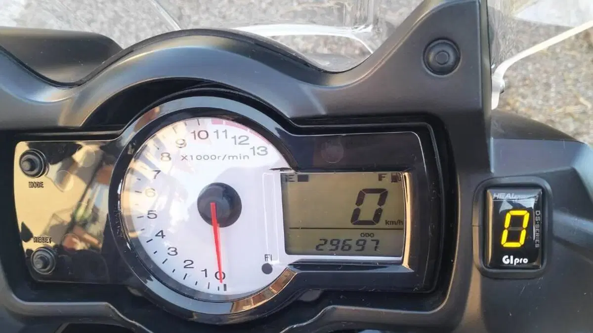 Kawasaki Versys 650 (2010 - 13)  (8)