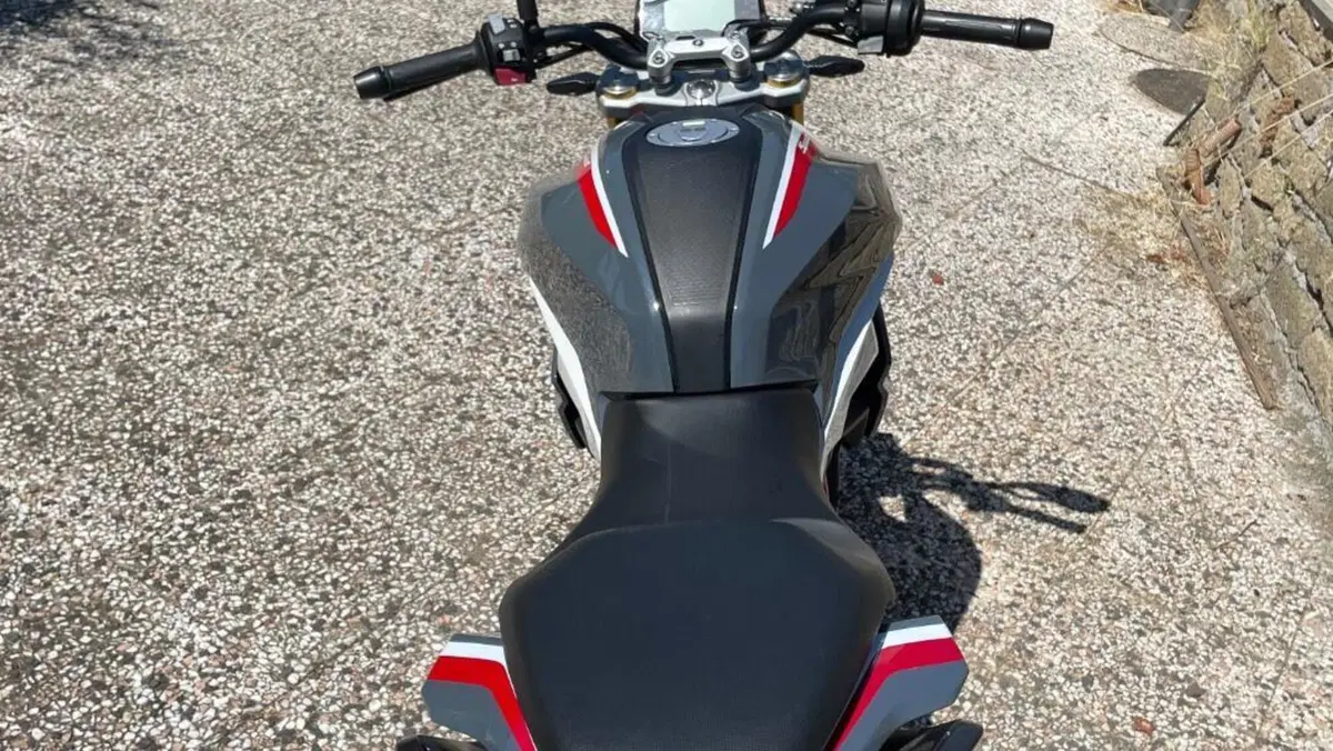 Bmw G 310 R (2021 - 25)  (5)