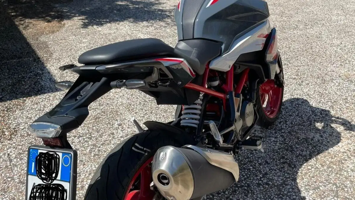 Bmw G 310 R (2021 - 25)  (3)