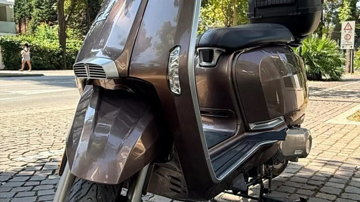 Lambretta V125 Special (2021 - 26) 