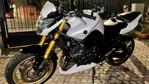 Yamaha FZ8 (2010 - 12) 