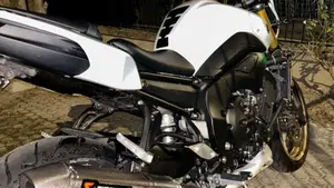 Yamaha FZ8 (2010 - 12)  (6)
