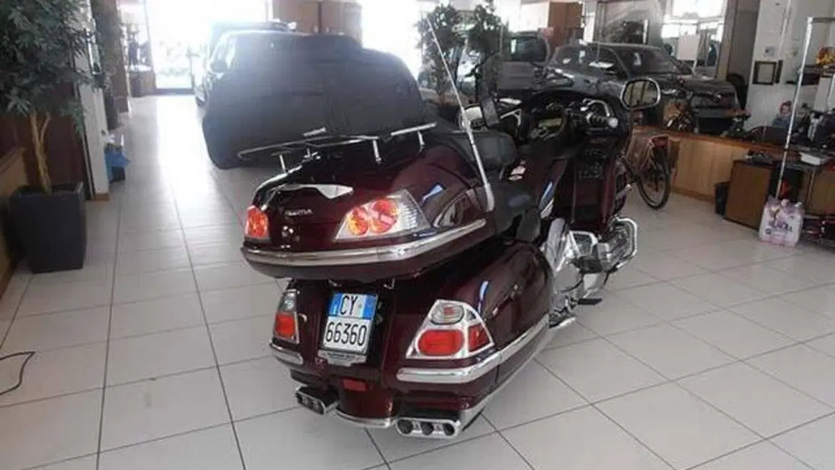 Honda GL 1800 Gold Wing (2007 - 11)  (12)