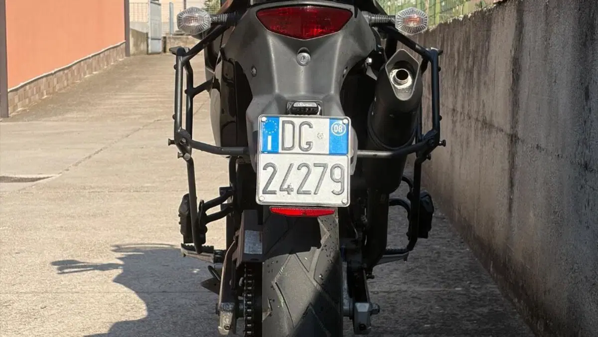 Suzuki V-Strom 650 (2008 - 11)  (4)