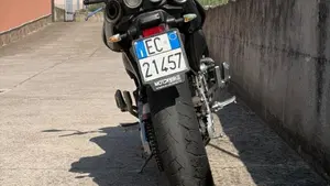Suzuki GSR 600 (2006 - 11)  (4)