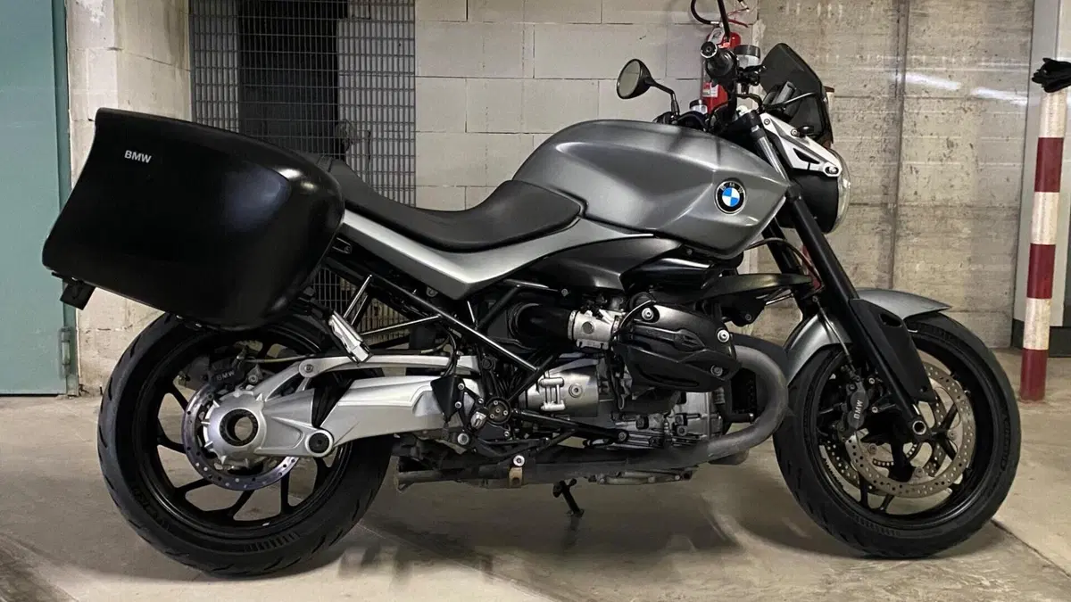 Bmw R 1200 R (2006 - 11)  (2)