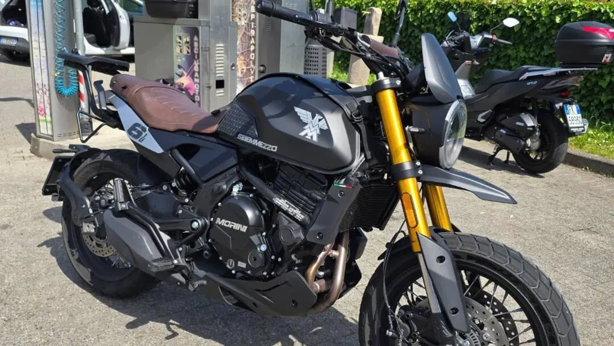 Moto Morini SEIEMMEZZO SCR (2022 - 26)  (5)