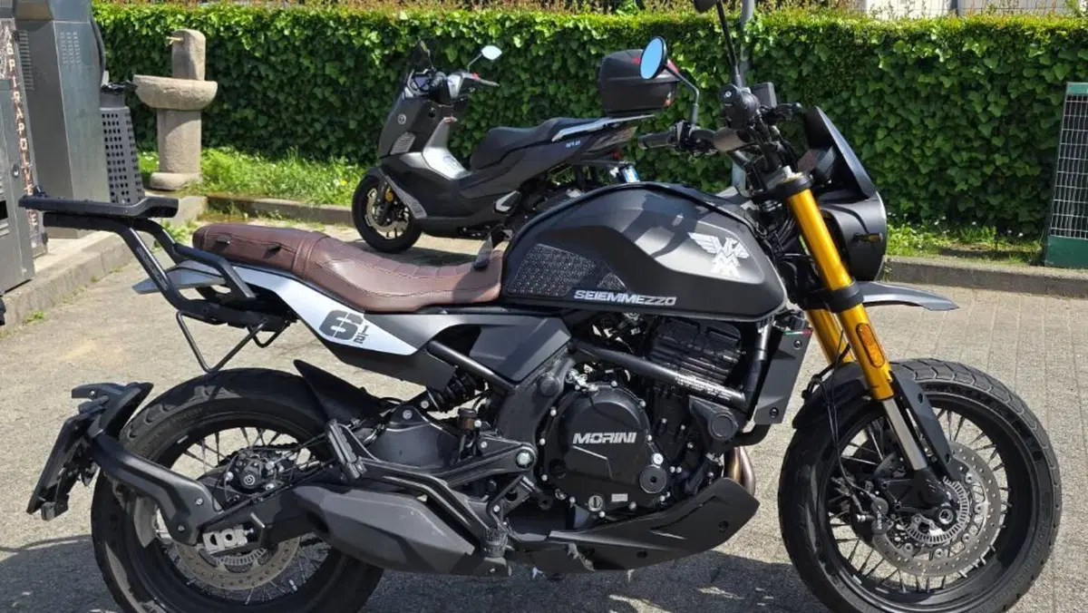 Moto Morini SEIEMMEZZO SCR (2022 - 26)  (6)