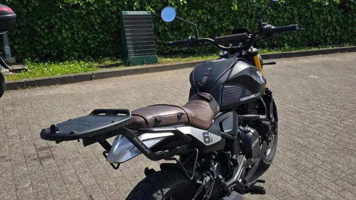 Moto Morini SEIEMMEZZO SCR (2022 - 26)  (8)