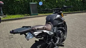 Moto Morini SEIEMMEZZO SCR (2022 - 26)  (8)