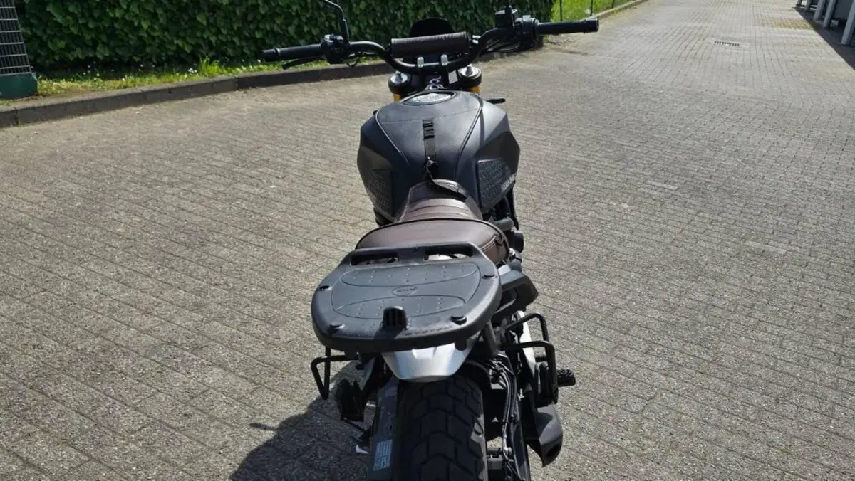 Moto Morini SEIEMMEZZO SCR (2022 - 26)  (9)
