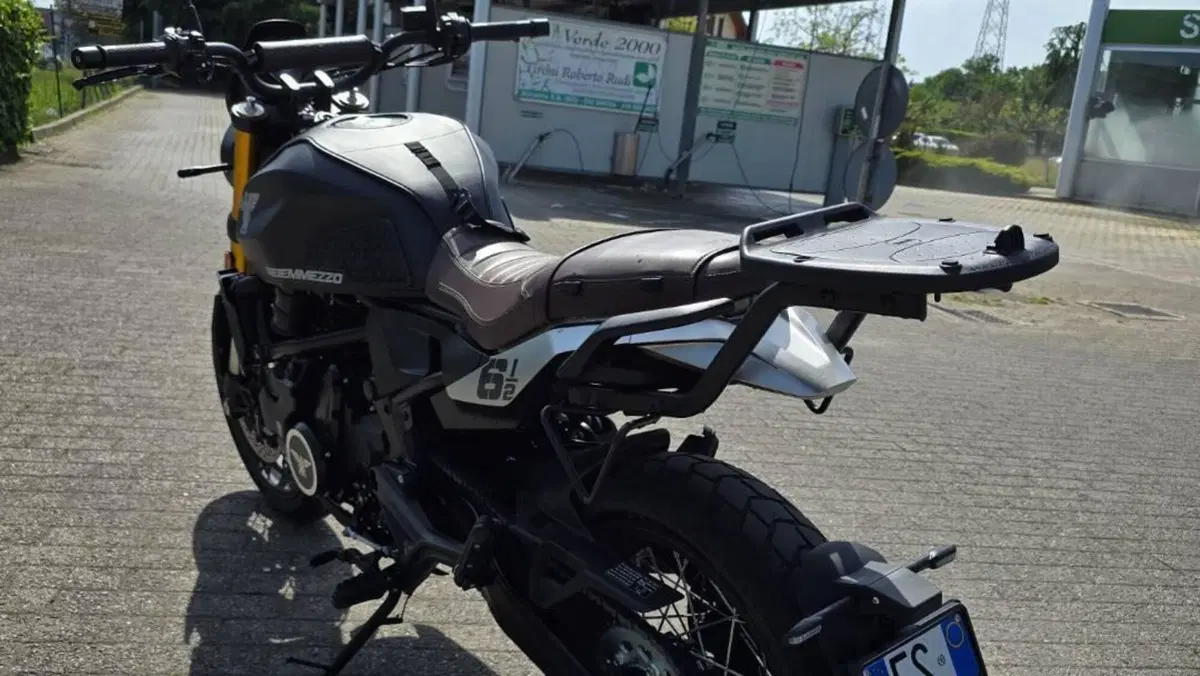 Moto Morini SEIEMMEZZO SCR (2022 - 26)  (11)
