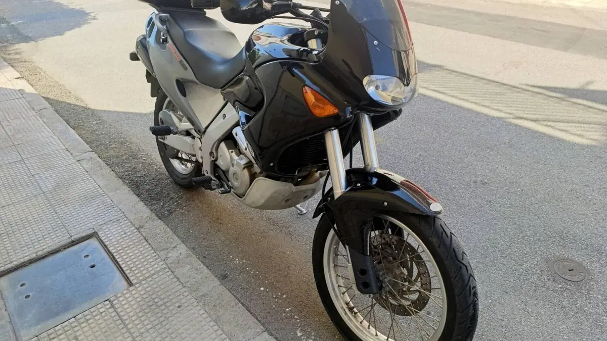 Aprilia Pegaso 650 (1997 - 00) 