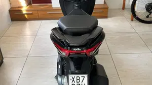 Aprilia SXR 50 (2021 - 26)  (4)