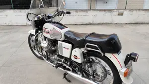 Moto Guzzi   (2)