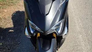 Yamaha T-Max 530 SX (2017 - 19)  (4)
