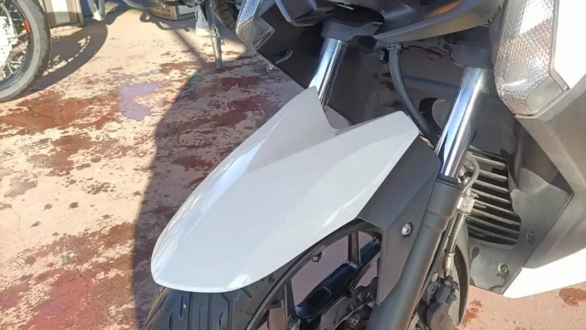 Yamaha X-Max 250 (2014 - 16)  (6)