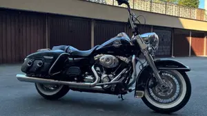 Harley-Davidson 1584 Road King Classic (2007 - 11) - FLHRCI  (3)