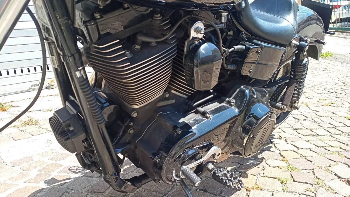 Harley-Davidson 1450 Low Rider (2002 - 05) - FXDLI  (4)