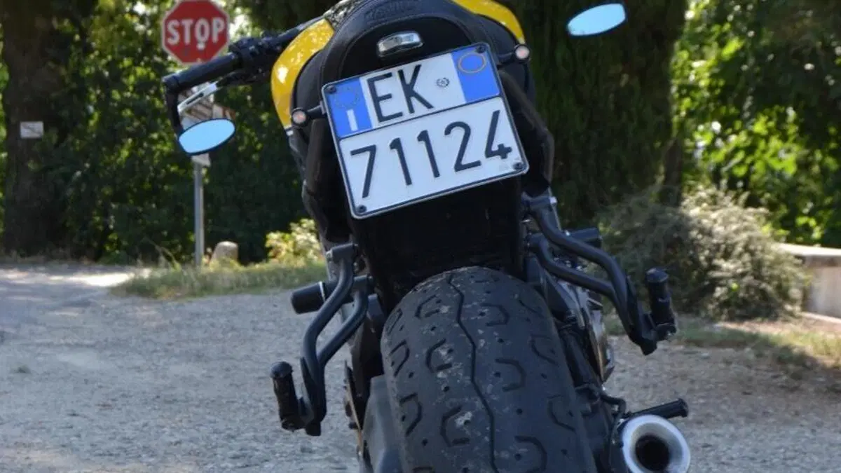 Yamaha XSR 700 ABS 60th Anniversary (2016 - 18)  (7)