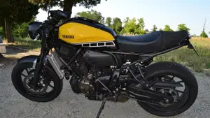 Yamaha XSR 700 ABS 60th Anniversary (2016 - 18)  (2)