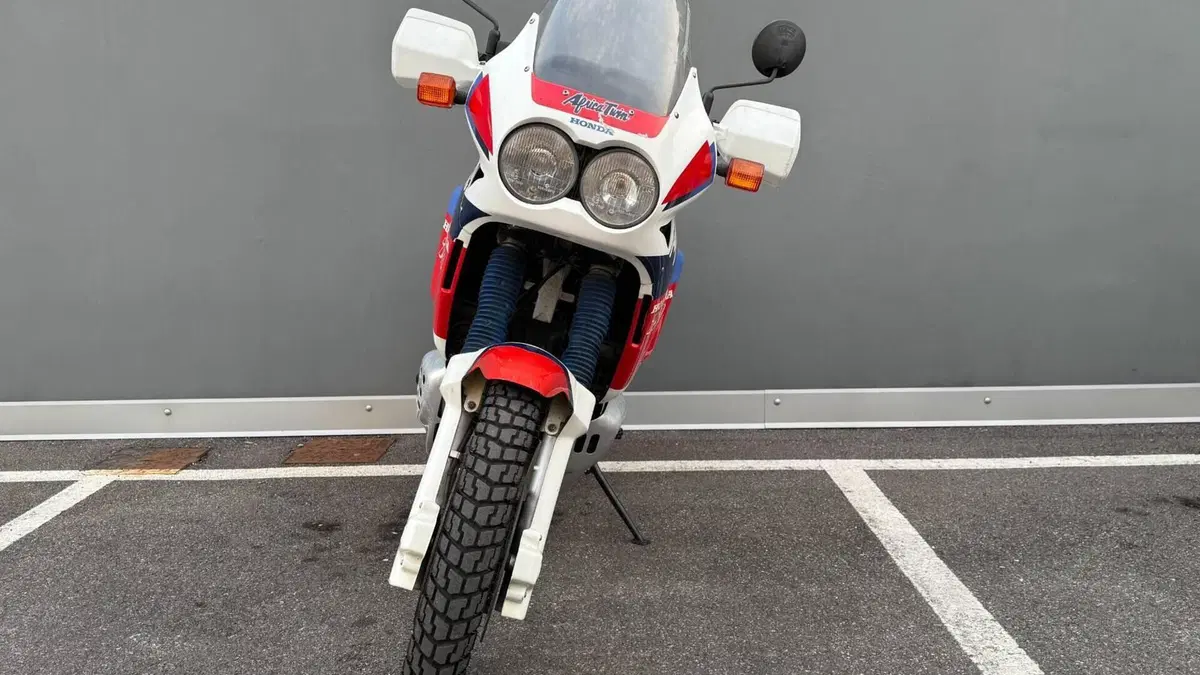 Honda   (2)