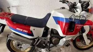 Honda   (6)