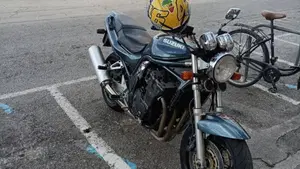 Suzuki GSF 1200 Bandit (1997 - 00) 