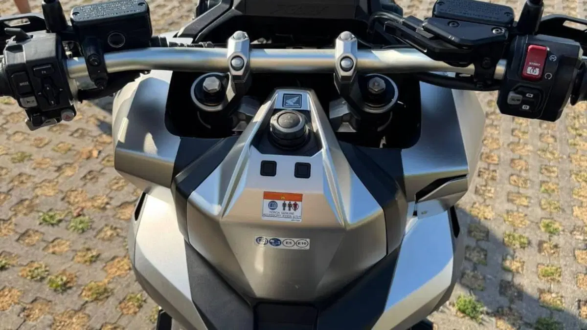 Honda X-ADV 750 DCT Travel (2021 - 24)  (5)
