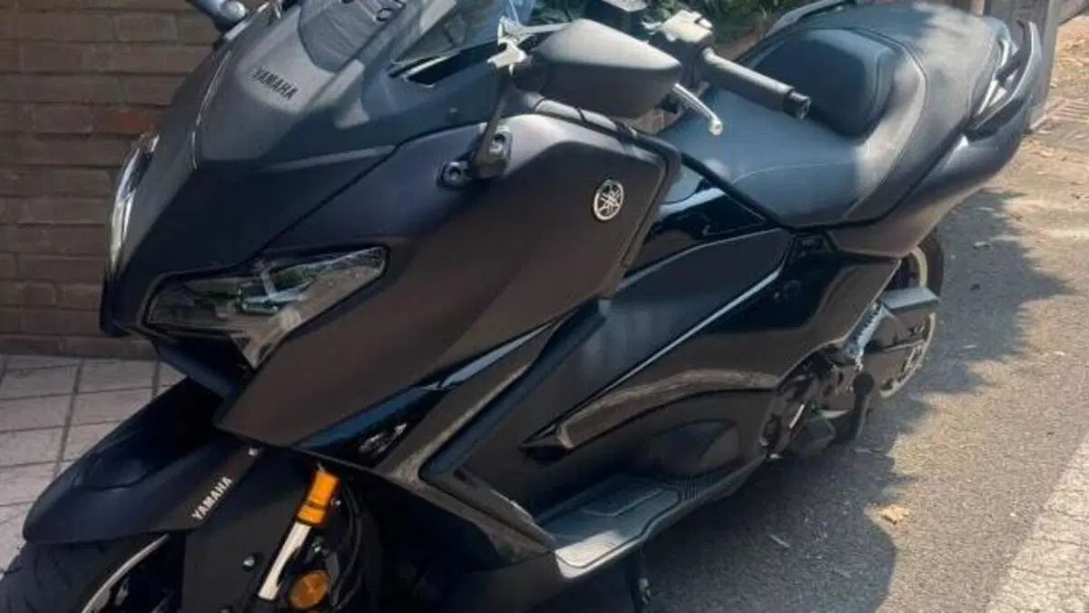 Yamaha T-Max 560 Tech Max (2025 - 26) 