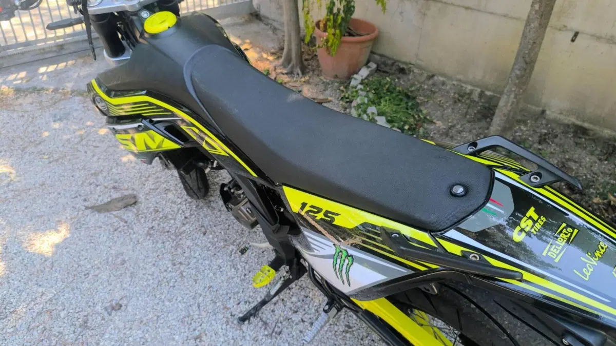 FB Mondial SMX 125 Motard (2021 - 24)  (14)
