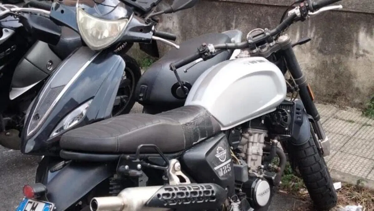 Swm Outlaw 125 (2021 - 23)  (3)