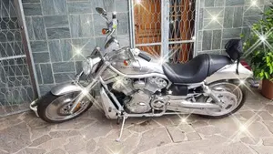 Harley-Davidson   (6)