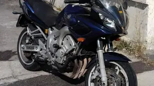 Yamaha FZ6 Fazer (2004 - 07)  (2)