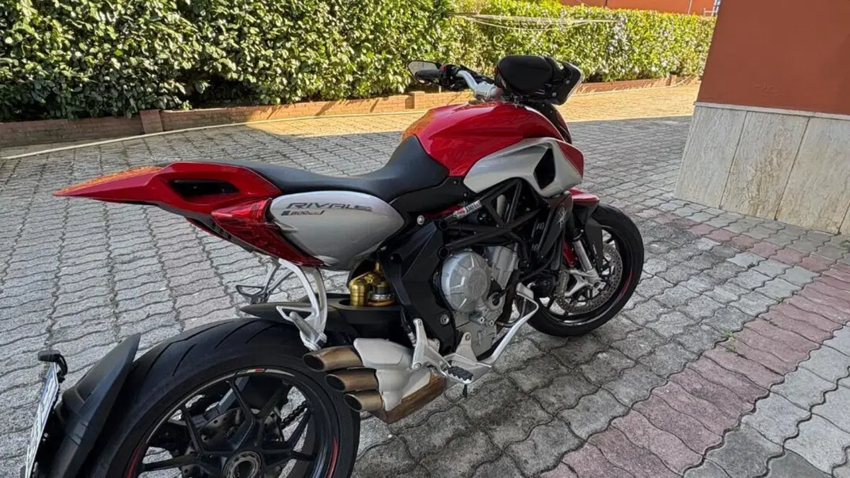 MV Agusta Rivale 800 EAS ABS (2013 -17) 