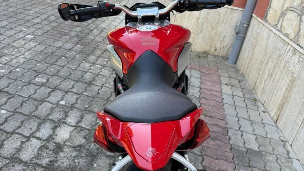 MV Agusta Rivale 800 EAS ABS (2013 -17)  (4)