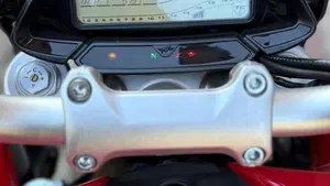 MV Agusta Rivale 800 EAS ABS (2013 -17)  (5)