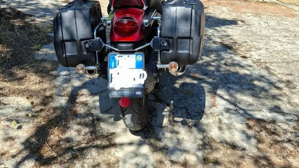 Moto Guzzi Nevada 750 Classic i.e. (2004 - 06)  (3)