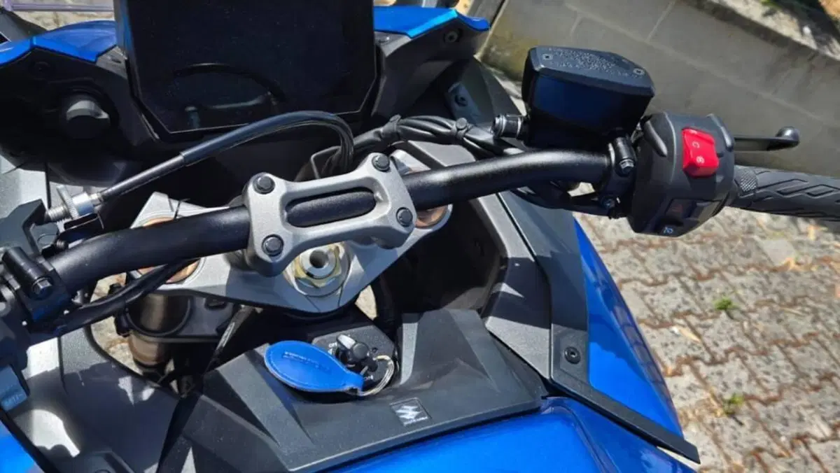 Suzuki GSX-S1000GT (2022 - 24)  (3)